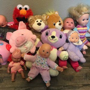 Stuffed Dolls and Plush Toys (Elmo Sold)